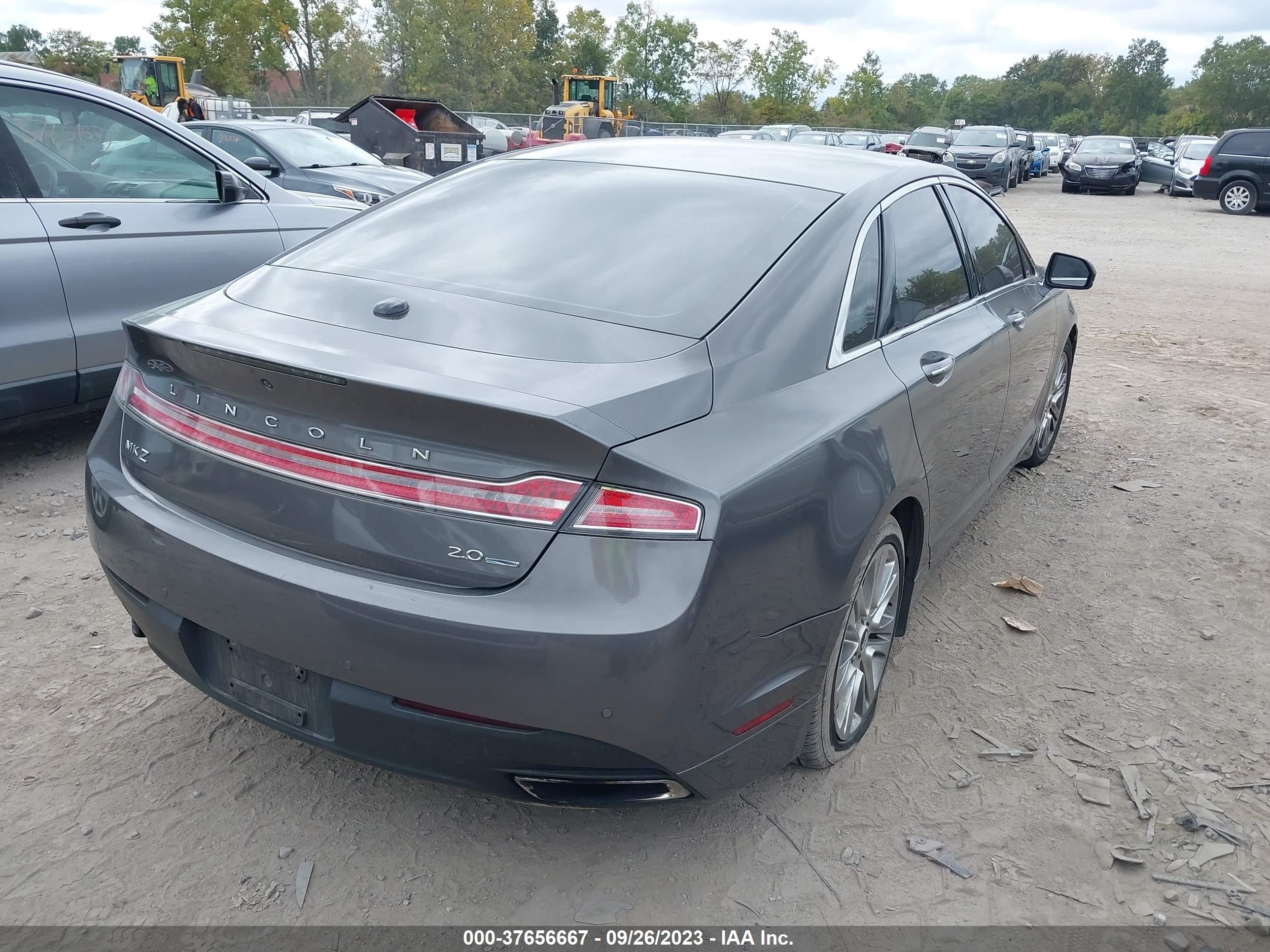 Photo 3 VIN: 3LN6L2G9XER824091 - LINCOLN MKZ 