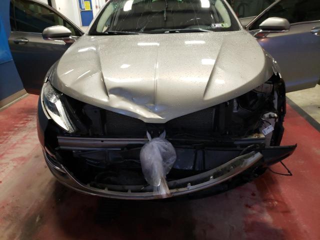 Photo 6 VIN: 3LN6L2G9XFR619162 - LINCOLN MKZ 