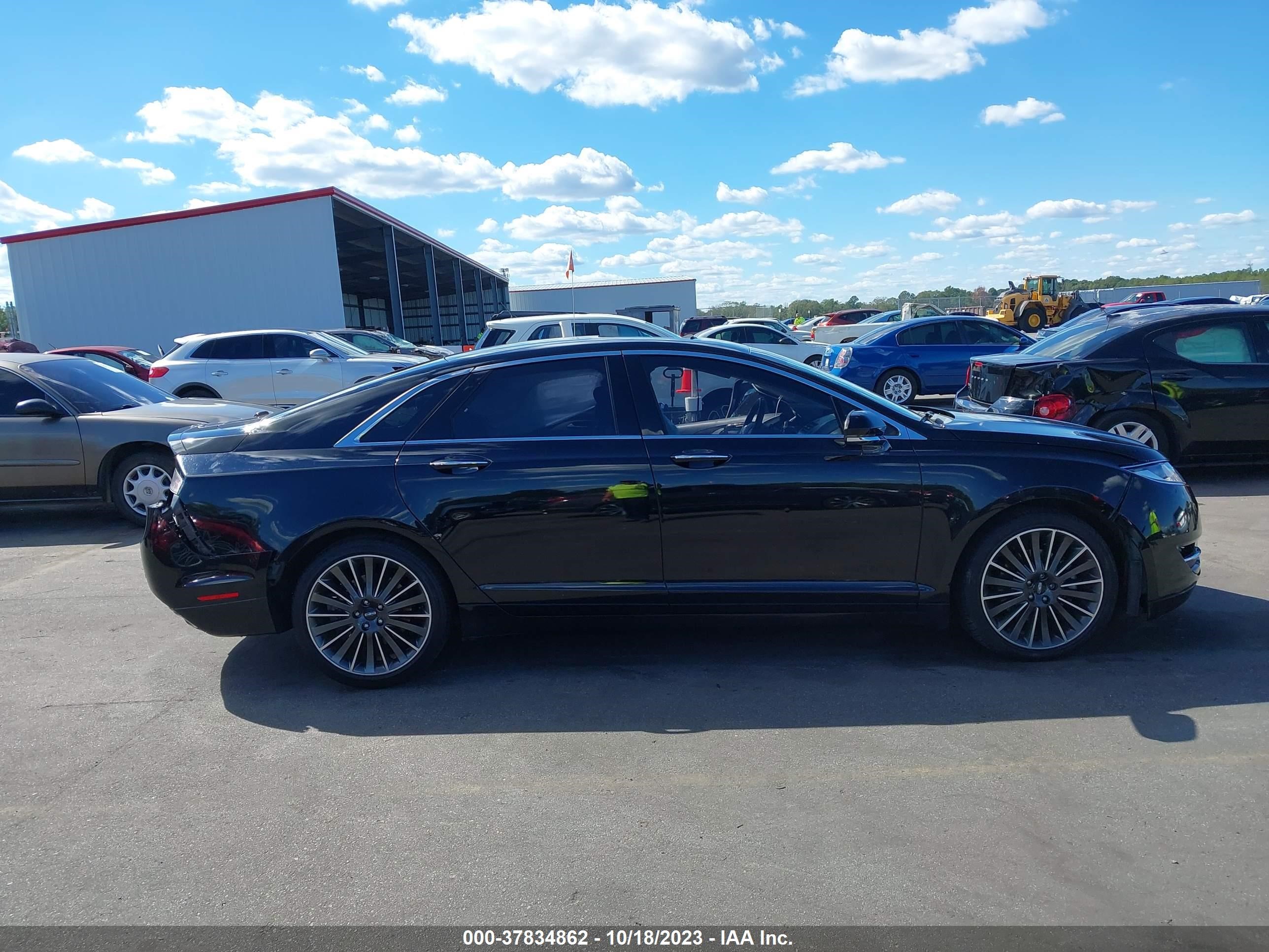 Photo 12 VIN: 3LN6L2G9XGR617039 - LINCOLN MKZ 