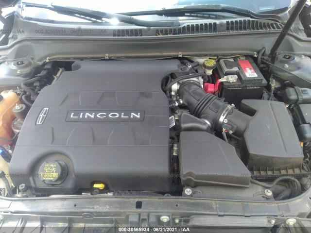 Photo 9 VIN: 3LN6L2GK2DR817640 - LINCOLN MKZ 