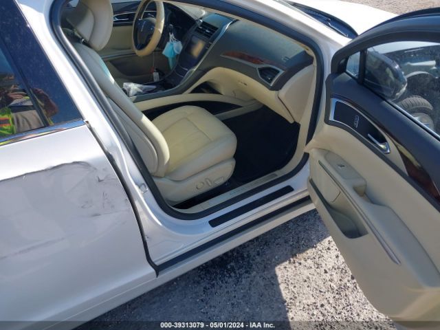 Photo 4 VIN: 3LN6L2GK4ER821917 - LINCOLN MKZ 