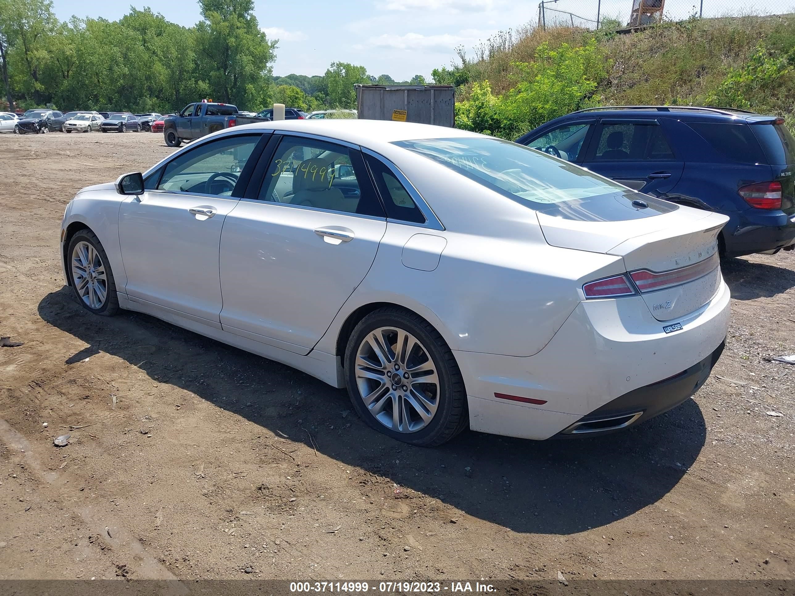 Photo 2 VIN: 3LN6L2GK5DR802310 - LINCOLN MKZ 