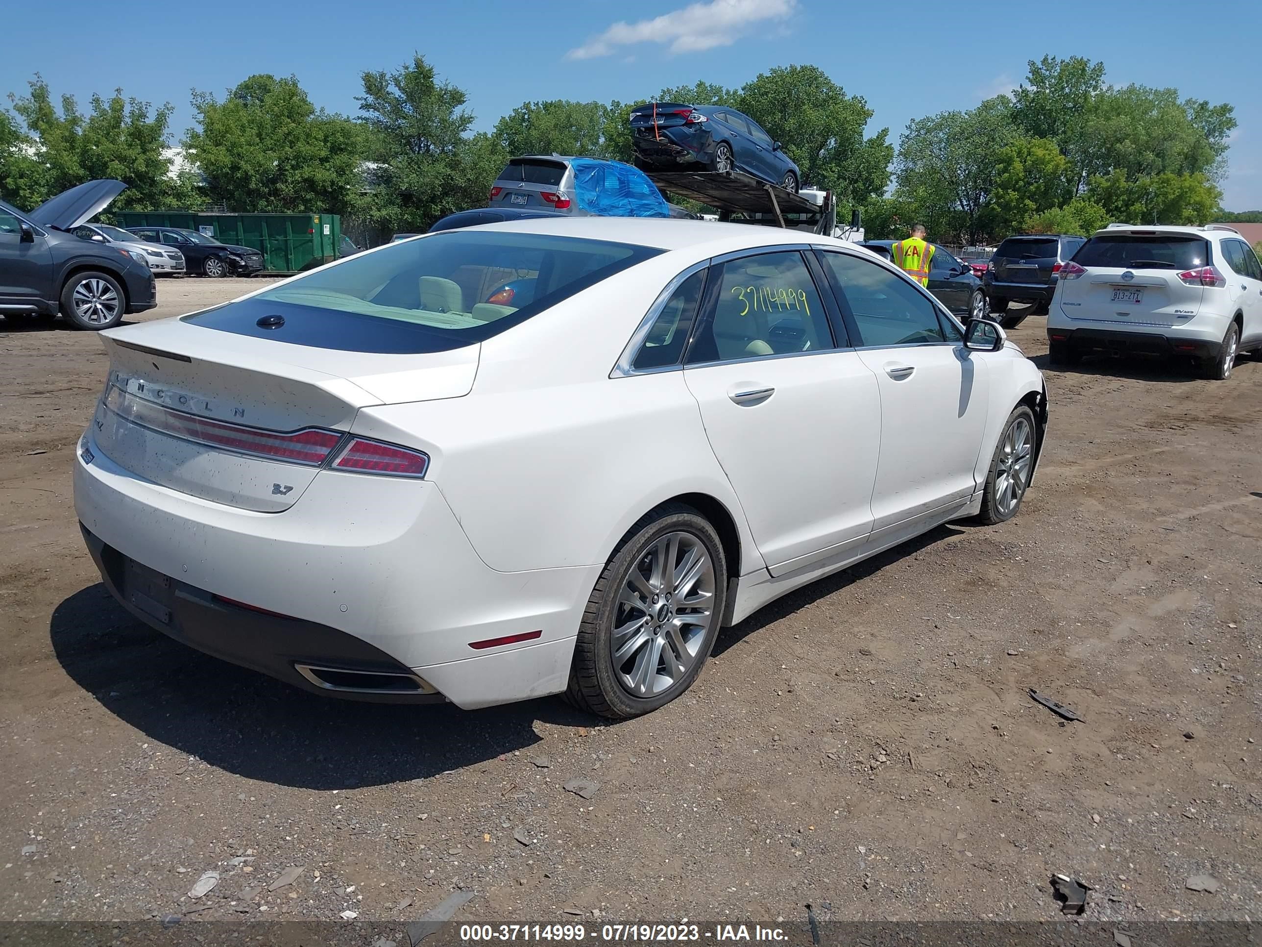 Photo 3 VIN: 3LN6L2GK5DR802310 - LINCOLN MKZ 