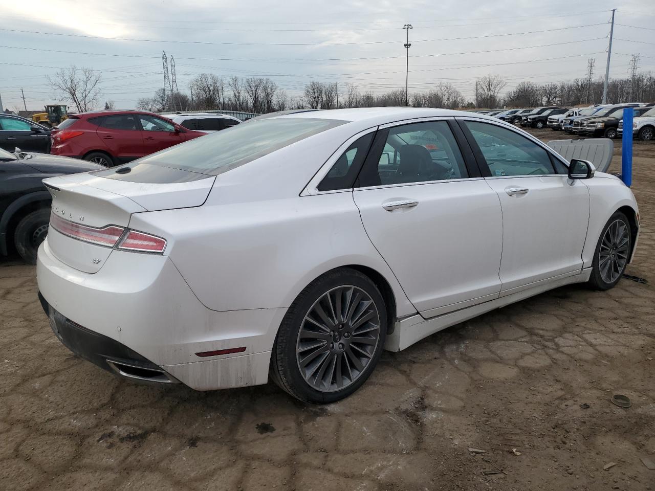 Photo 2 VIN: 3LN6L2GK6ER825466 - LINCOLN MKZ 