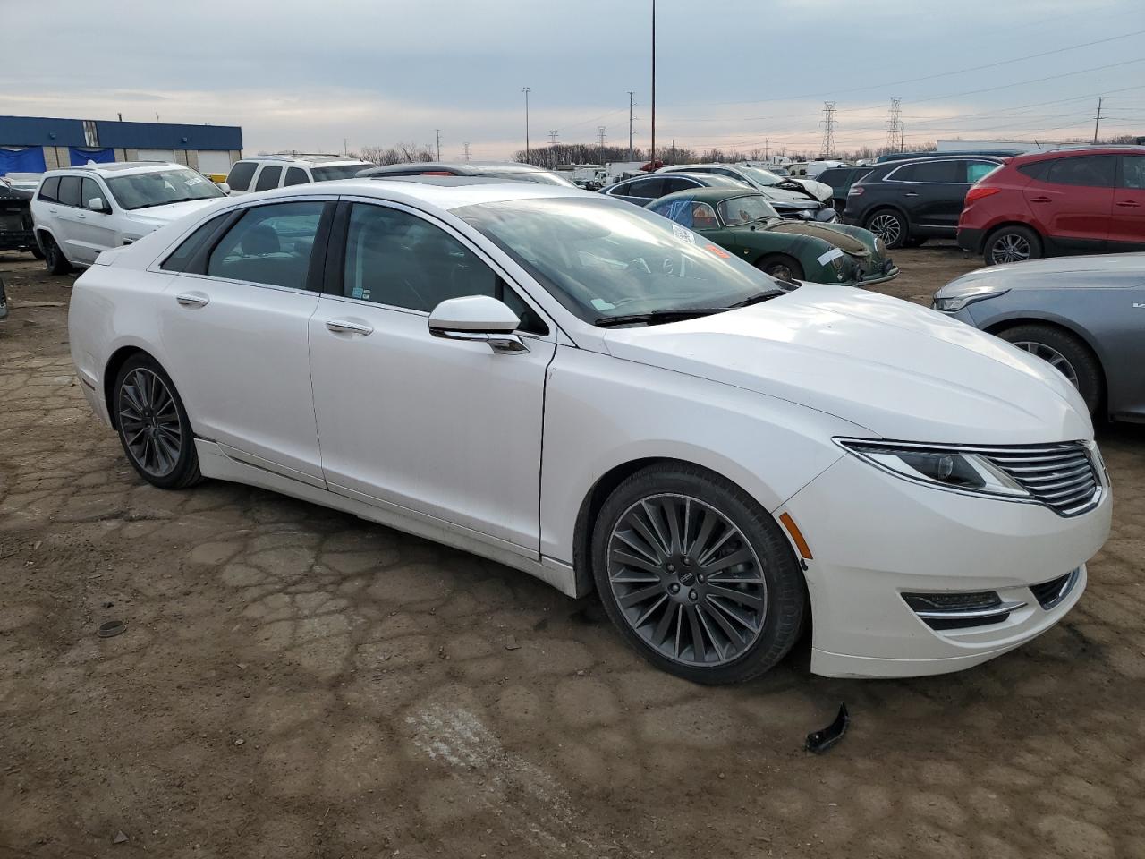 Photo 3 VIN: 3LN6L2GK6ER825466 - LINCOLN MKZ 