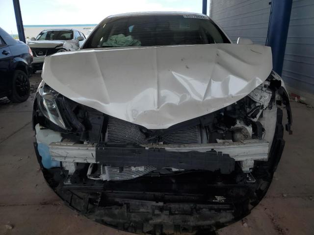 Photo 4 VIN: 3LN6L2GK6FR623518 - LINCOLN MKZ 