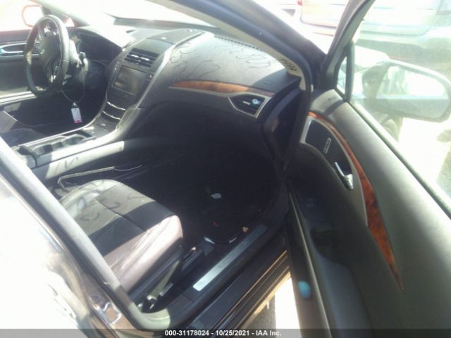 Photo 4 VIN: 3LN6L2GK7DR828312 - LINCOLN MKZ 