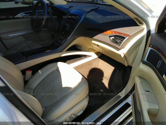 Photo 4 VIN: 3LN6L2GK7ER816677 - LINCOLN MKZ 