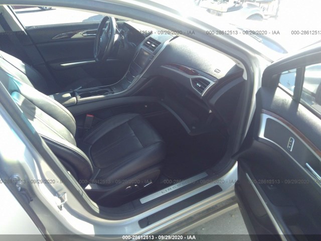 Photo 4 VIN: 3LN6L2GK7GR603117 - LINCOLN MKZ 