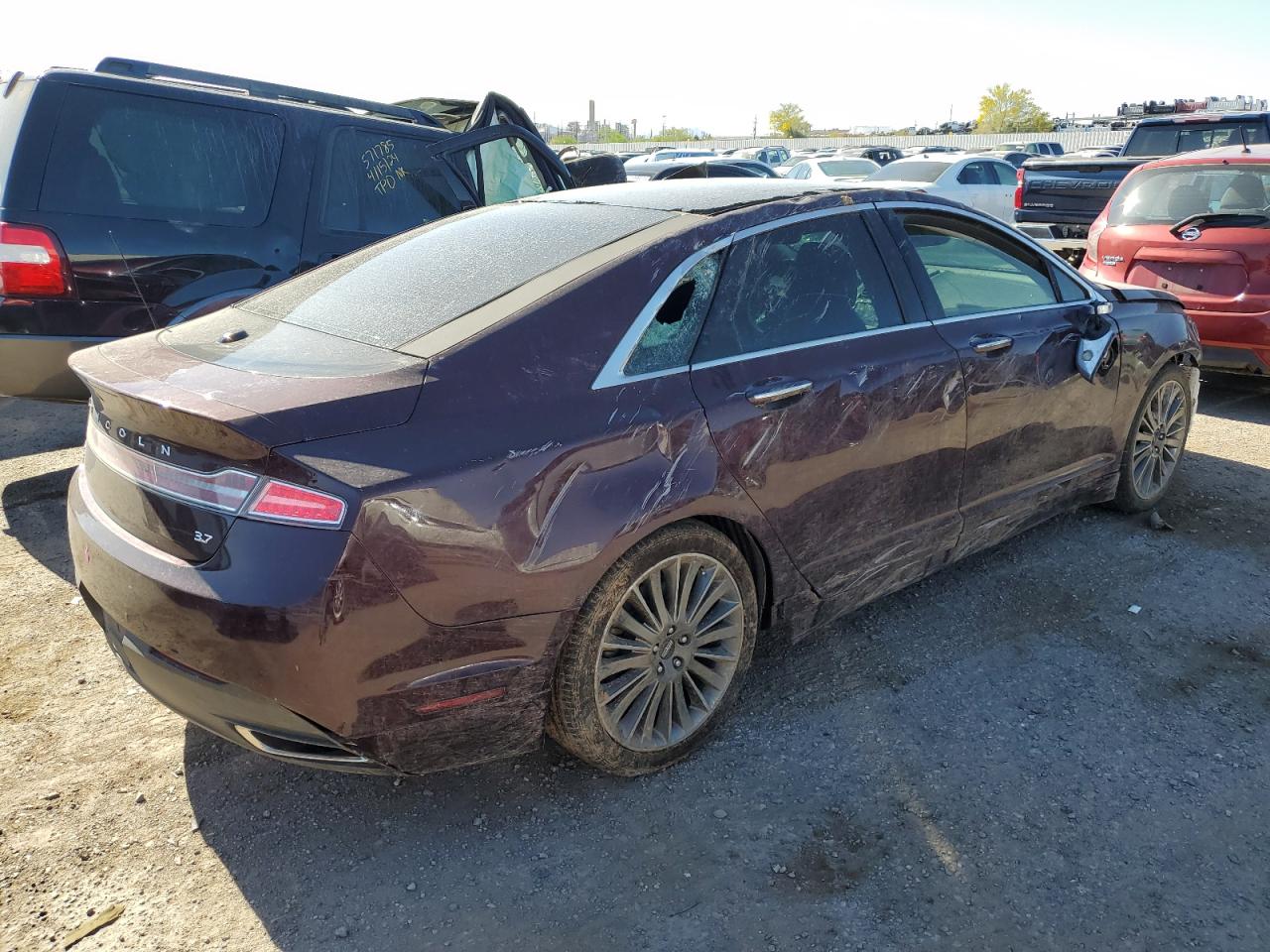 Photo 2 VIN: 3LN6L2GK8DR819098 - LINCOLN MKZ 