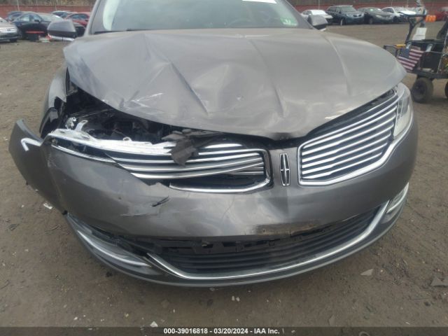 Photo 5 VIN: 3LN6L2GK8ER804702 - LINCOLN MKZ 