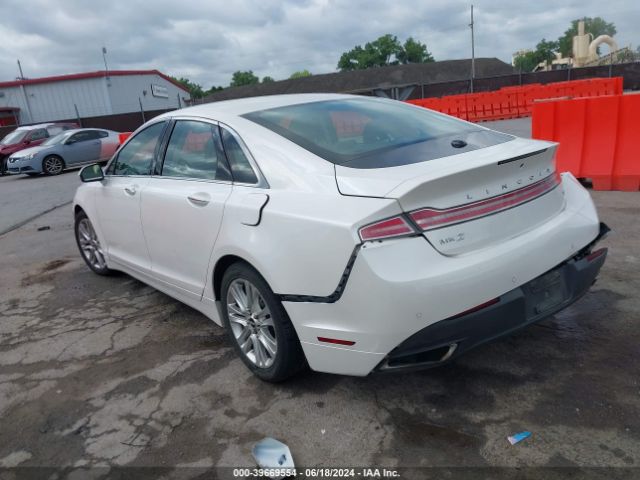 Photo 2 VIN: 3LN6L2GK8GR619133 - LINCOLN MKZ 