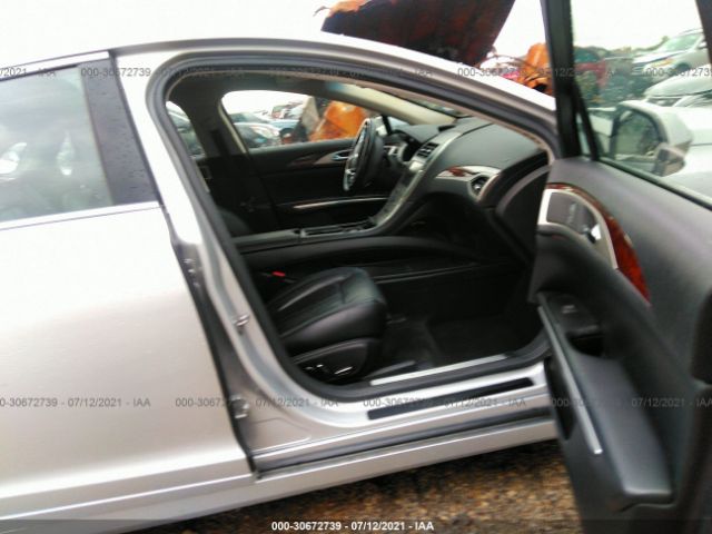 Photo 4 VIN: 3LN6L2GK8GR633372 - LINCOLN MKZ 