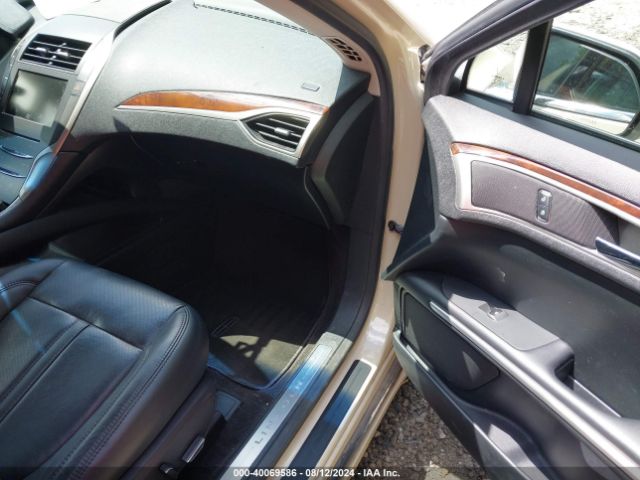 Photo 4 VIN: 3LN6L2GK9FR610035 - LINCOLN MKZ 