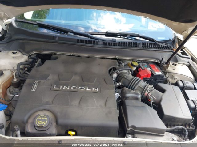 Photo 9 VIN: 3LN6L2GK9FR610035 - LINCOLN MKZ 