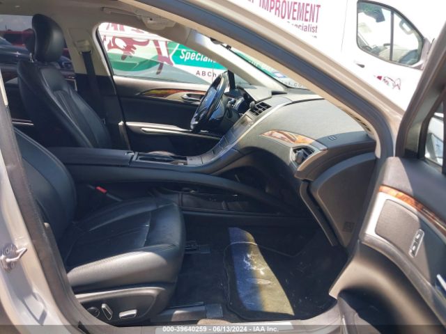 Photo 4 VIN: 3LN6L2GK9FR622542 - LINCOLN MKZ 