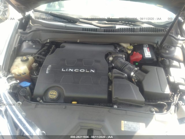 Photo 9 VIN: 3LN6L2GKXER819508 - LINCOLN MKZ 