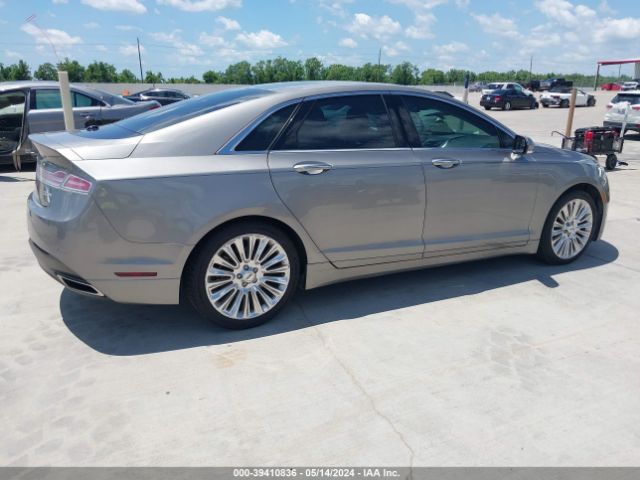 Photo 3 VIN: 3LN6L2J90GR600890 - LINCOLN MKZ 