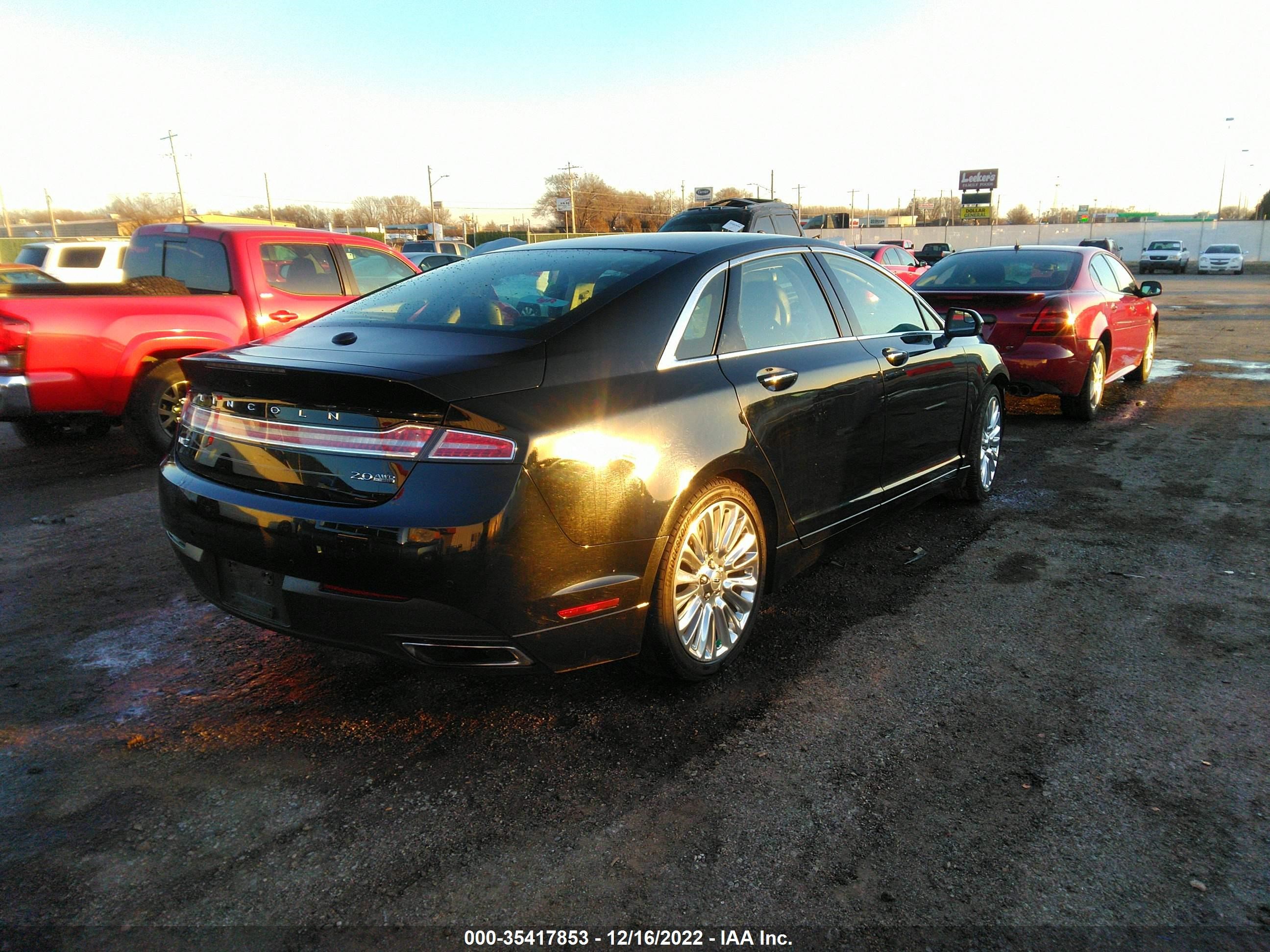 Photo 3 VIN: 3LN6L2J91GR627371 - LINCOLN MKZ 