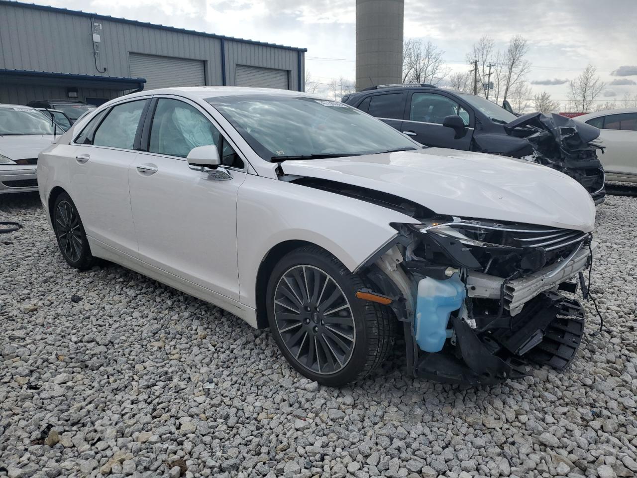 Photo 3 VIN: 3LN6L2J91GR632148 - LINCOLN MKZ 