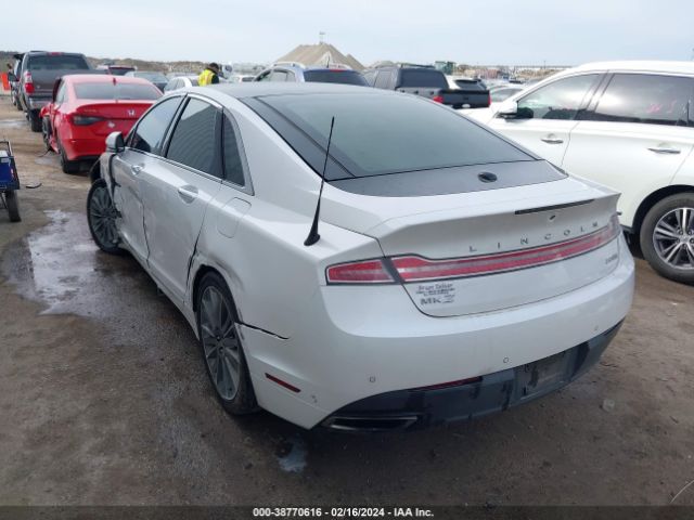 Photo 2 VIN: 3LN6L2J92DR820883 - LINCOLN MKZ 