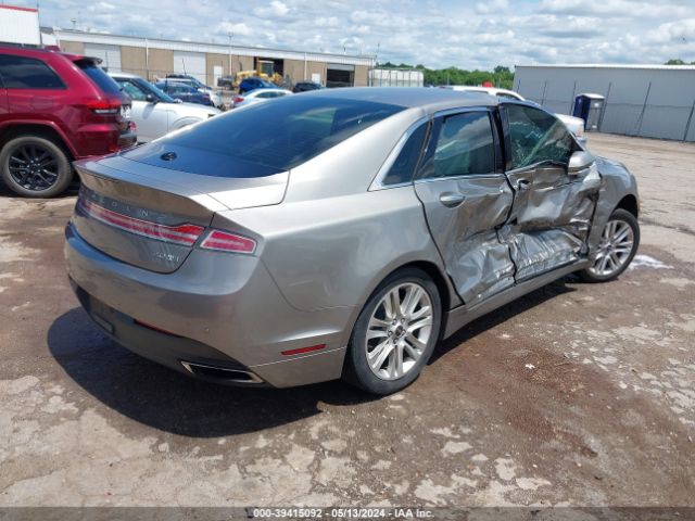 Photo 3 VIN: 3LN6L2J92GR611566 - LINCOLN MKZ 