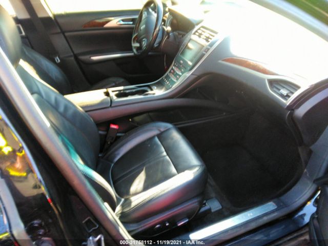 Photo 4 VIN: 3LN6L2J93GR611690 - LINCOLN MKZ 