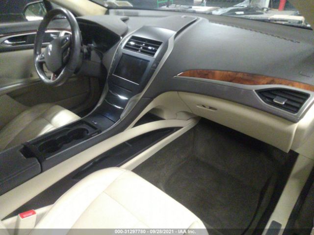 Photo 4 VIN: 3LN6L2J94FR616637 - LINCOLN MKZ 