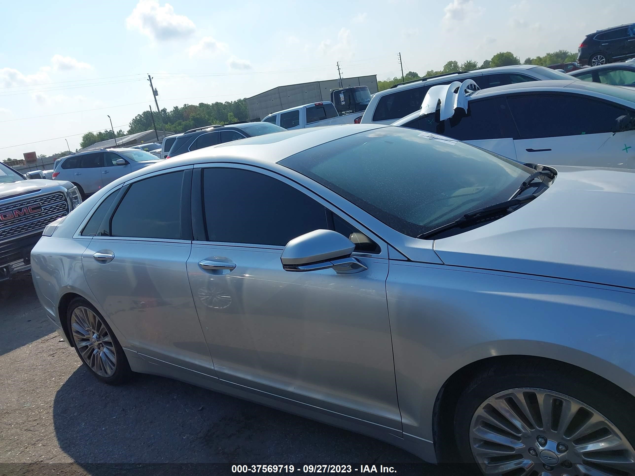 Photo 12 VIN: 3LN6L2J95ER820085 - LINCOLN MKZ 