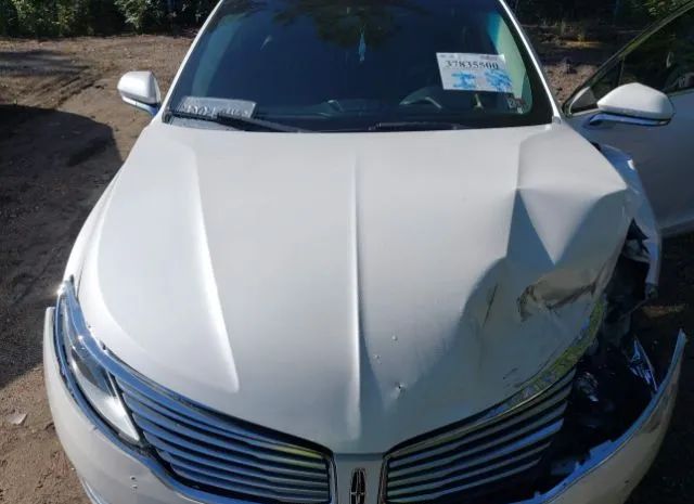 Photo 9 VIN: 3LN6L2J95GR614686 - LINCOLN MKZ 