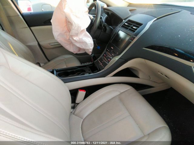 Photo 4 VIN: 3LN6L2J97GR627603 - LINCOLN MKZ 