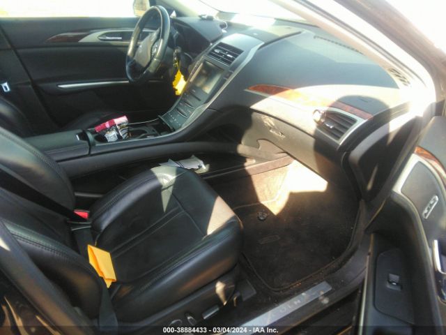 Photo 4 VIN: 3LN6L2J98FR610663 - LINCOLN MKZ 