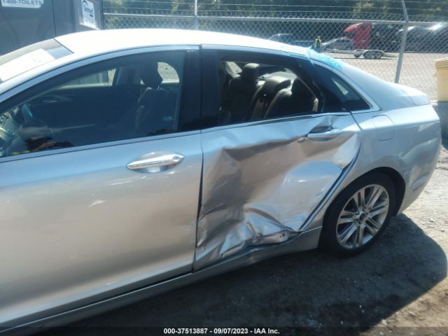 Photo 5 VIN: 3LN6L2J99ER832014 - LINCOLN MKZ 