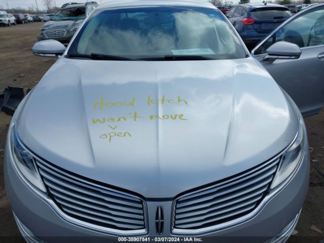 Photo 9 VIN: 3LN6L2J9XDR820002 - LINCOLN MKZ 