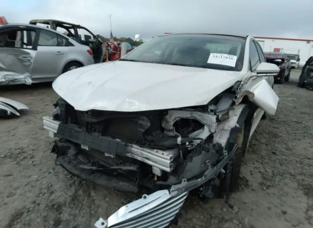 Photo 5 VIN: 3LN6L2J9XER813178 - LINCOLN MKZ 