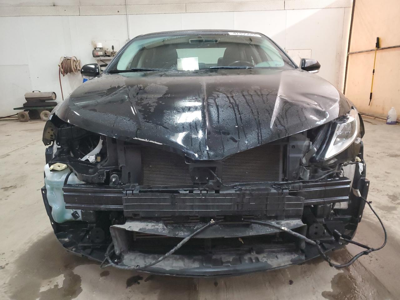 Photo 4 VIN: 3LN6L2J9XGR600511 - LINCOLN MKZ 