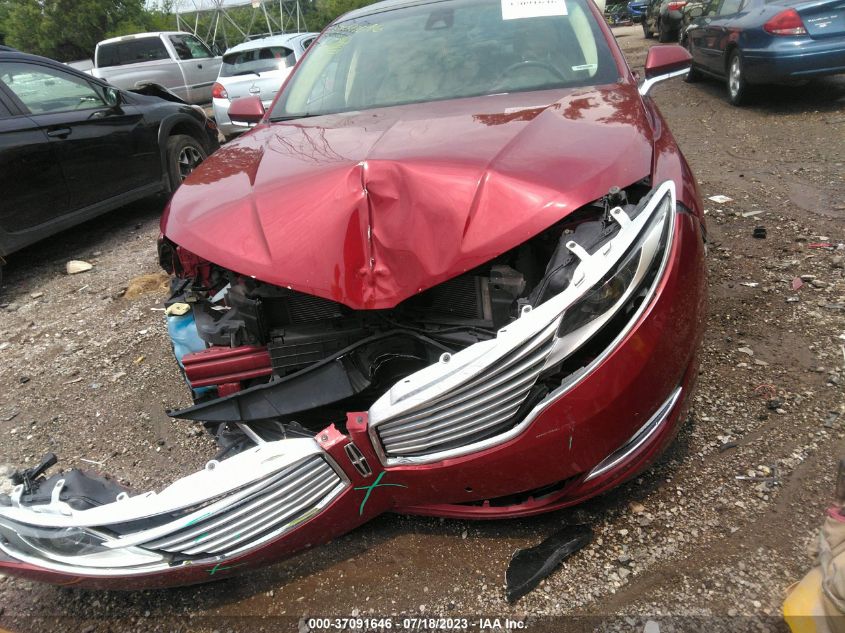 Photo 11 VIN: 3LN6L2JK0FR607484 - LINCOLN MKZ 