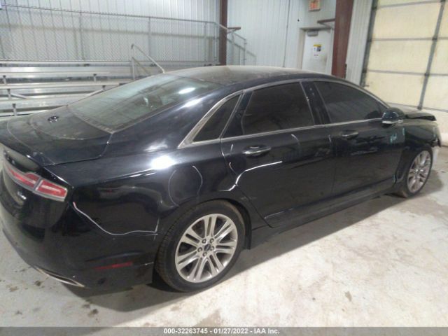 Photo 3 VIN: 3LN6L2JK1GR620939 - LINCOLN MKZ 