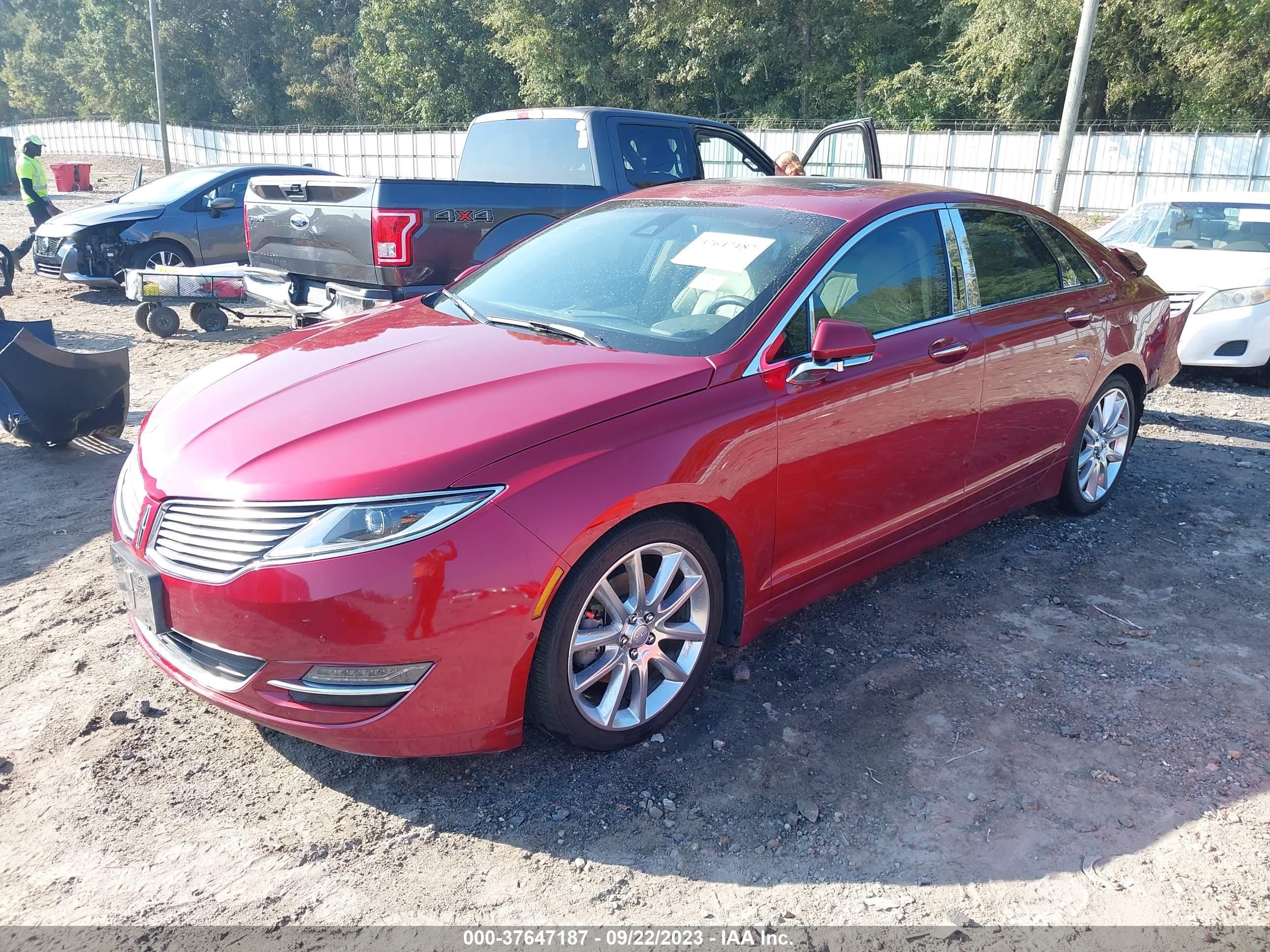 Photo 1 VIN: 3LN6L2JK4FR610193 - LINCOLN MKZ 