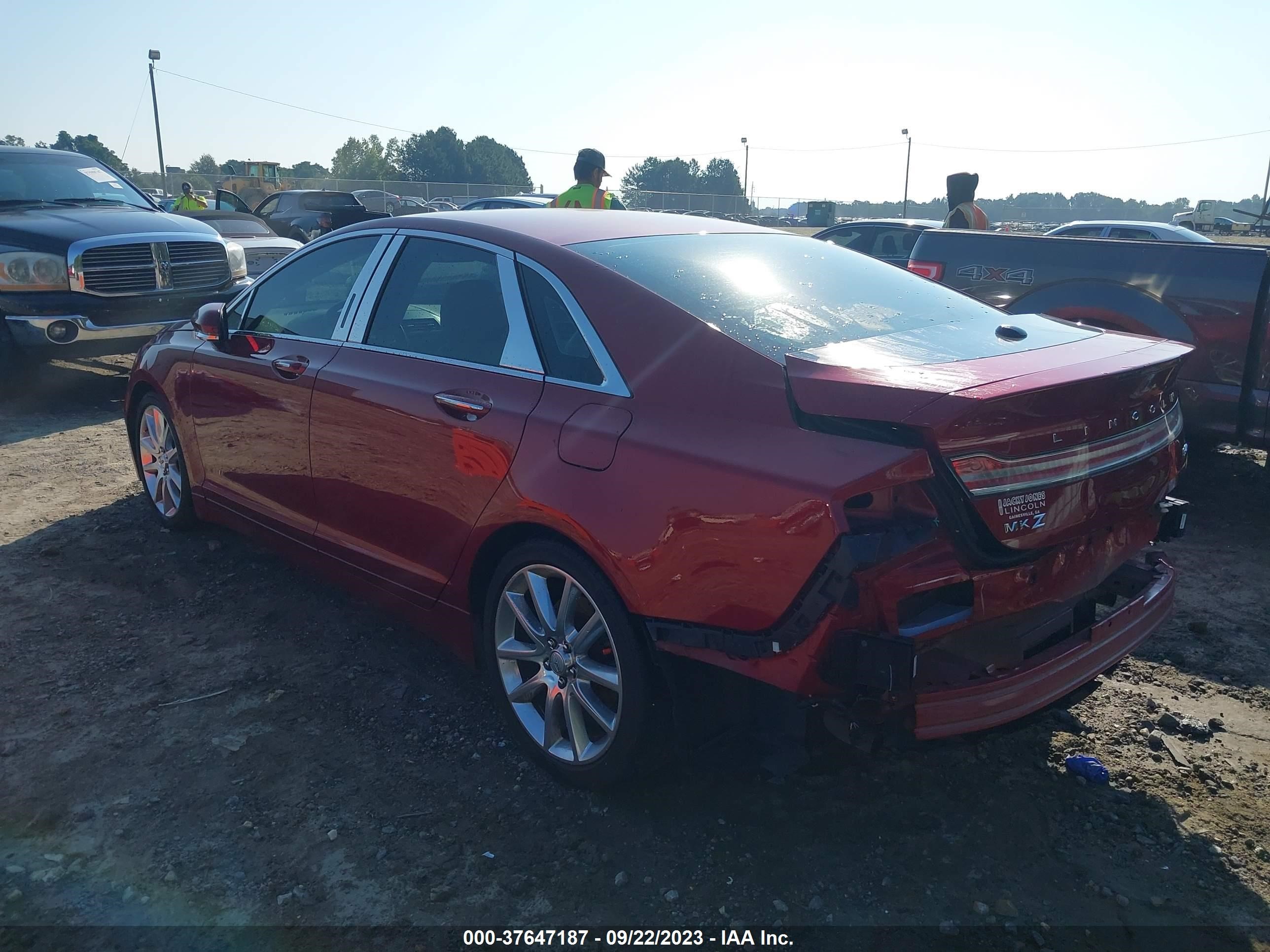 Photo 2 VIN: 3LN6L2JK4FR610193 - LINCOLN MKZ 