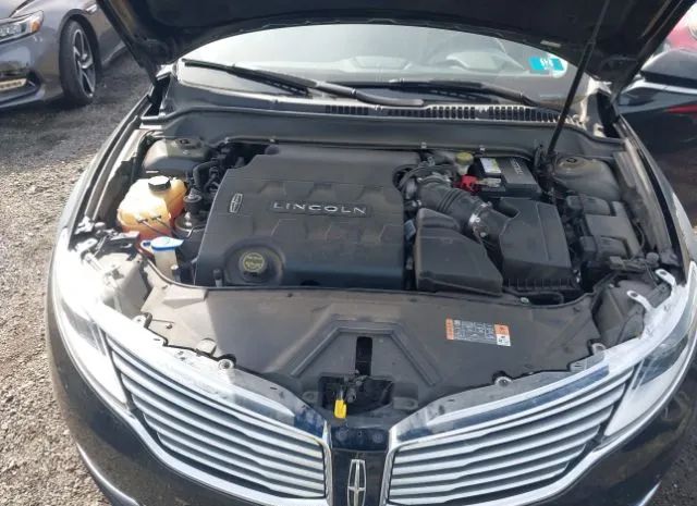 Photo 9 VIN: 3LN6L2JK9GR606447 - LINCOLN MKZ 