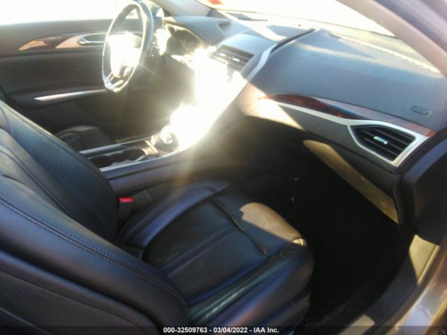 Photo 4 VIN: 3LN6L2JKXGR602519 - LINCOLN MKZ 