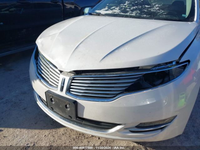 Photo 5 VIN: 3LN6L2LU0GR600731 - LINCOLN MKZ 