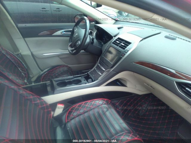 Photo 4 VIN: 3LN6L2LU0GR626794 - LINCOLN MKZ 