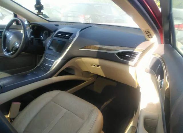 Photo 4 VIN: 3LN6L2LU1ER811918 - LINCOLN MKZ 