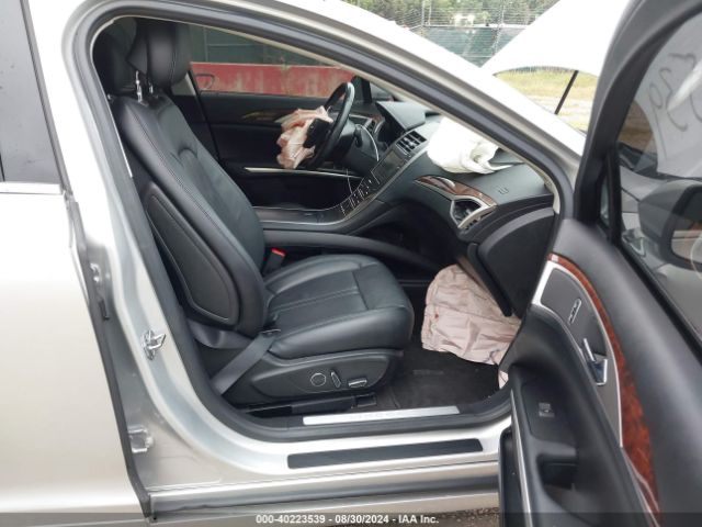 Photo 4 VIN: 3LN6L2LU2FR624432 - LINCOLN MKZ 