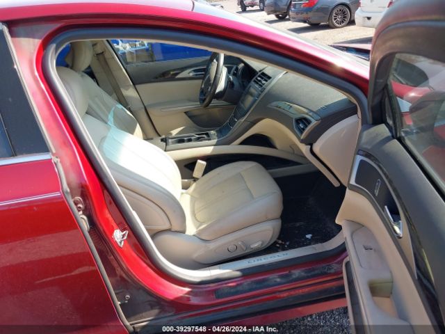 Photo 4 VIN: 3LN6L2LU2GR610581 - LINCOLN MKZ 