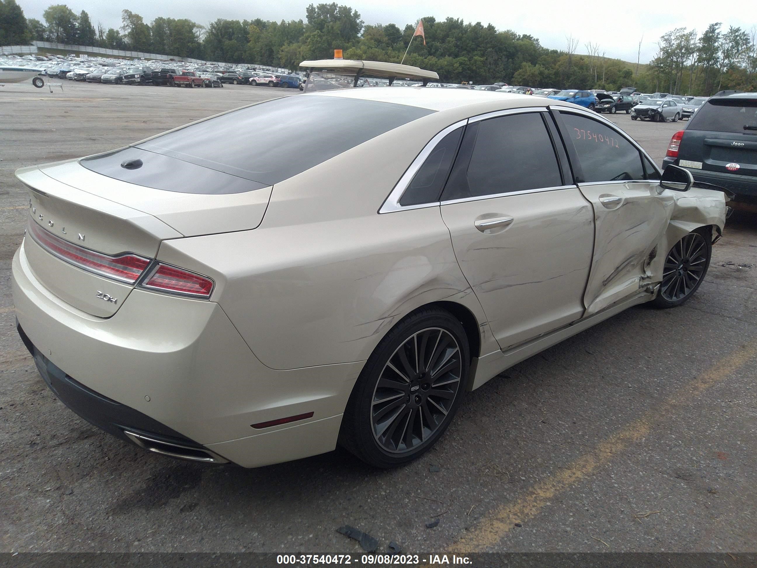 Photo 3 VIN: 3LN6L2LU2GR628899 - LINCOLN MKZ 