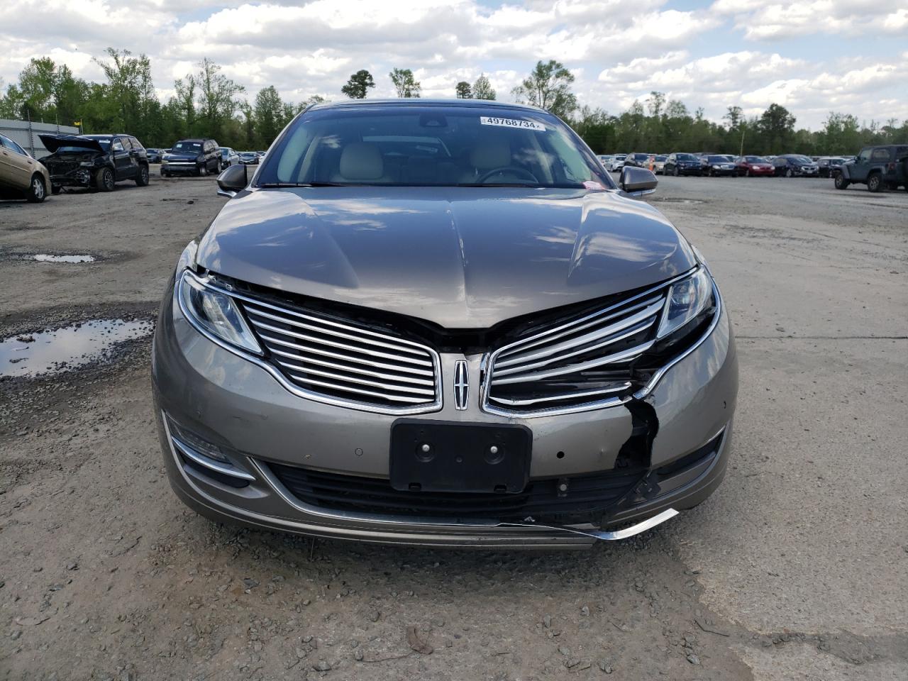 Photo 4 VIN: 3LN6L2LU3FR600575 - LINCOLN MKZ 