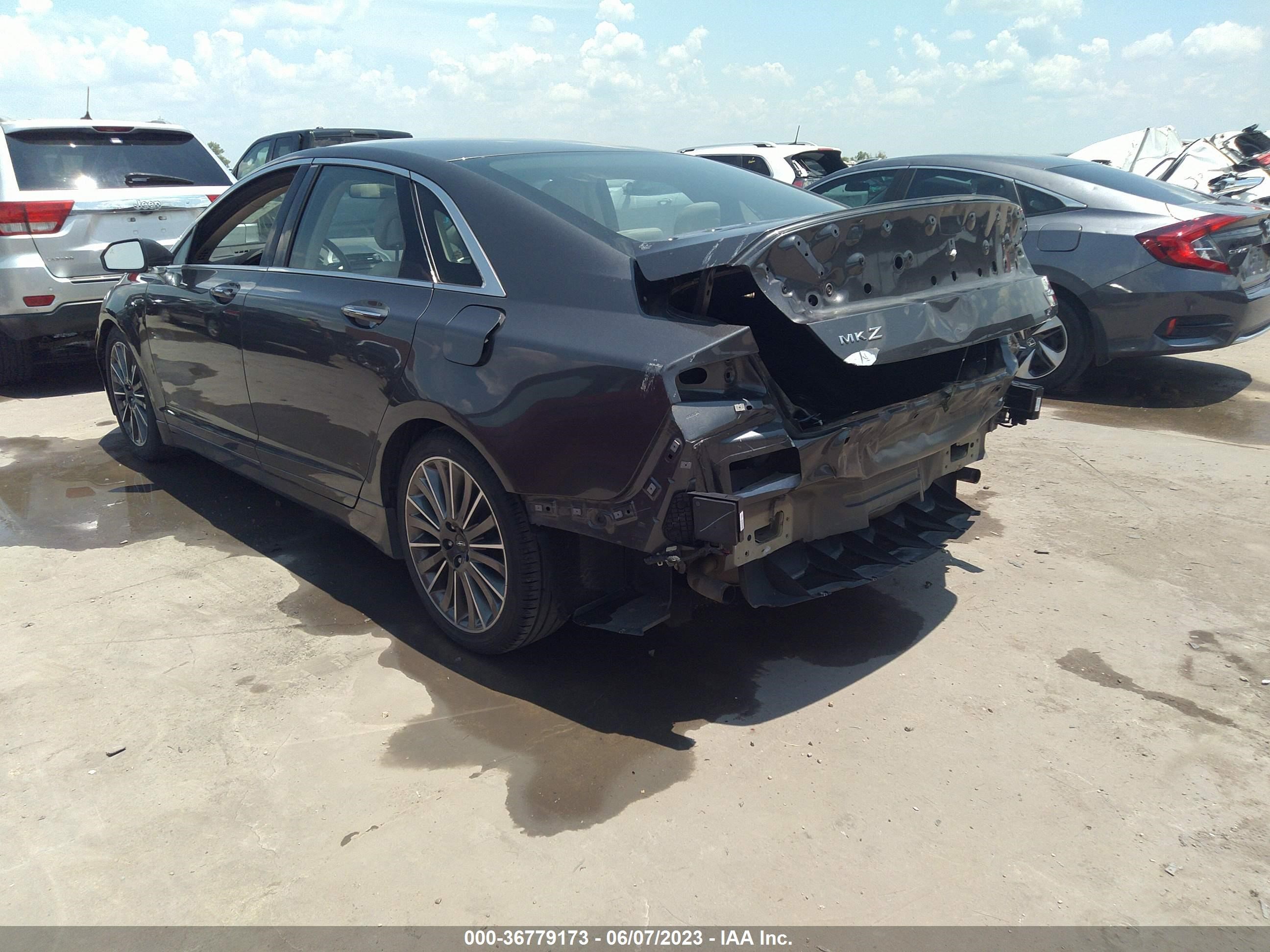 Photo 2 VIN: 3LN6L2LU3GR608371 - LINCOLN MKZ 